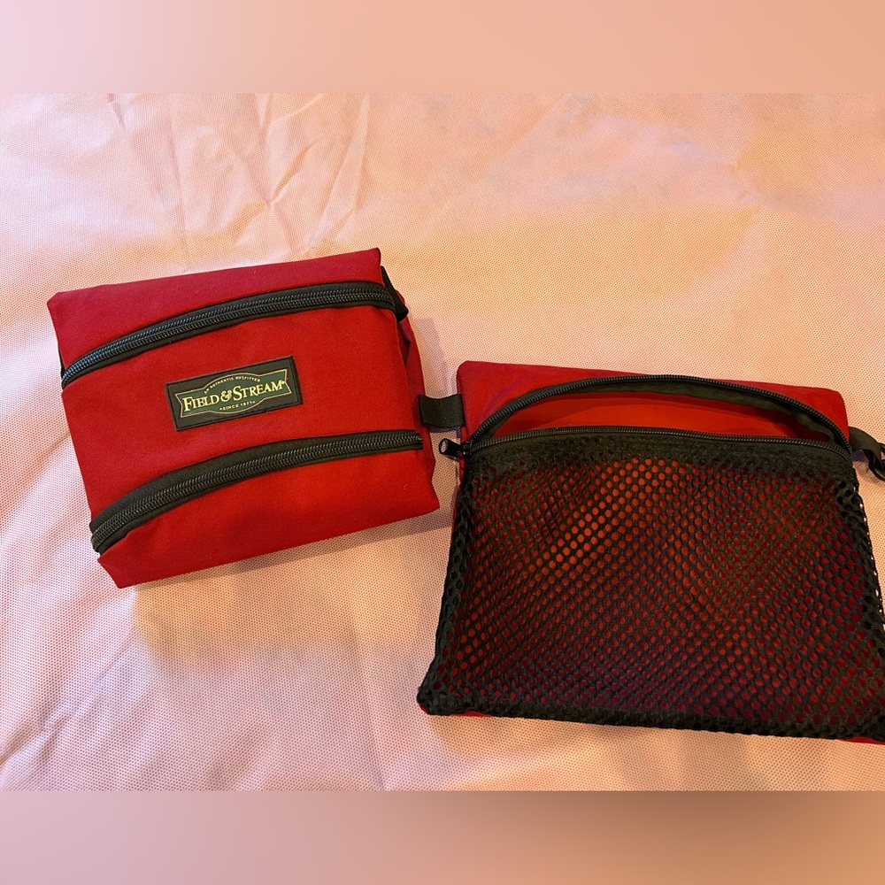 Field & Stream Scarlet Fold up Bag in Pouch